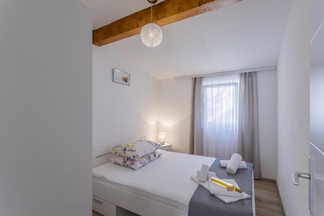 Holiday Home Dijamant Kučiće Εξωτερικό φωτογραφία