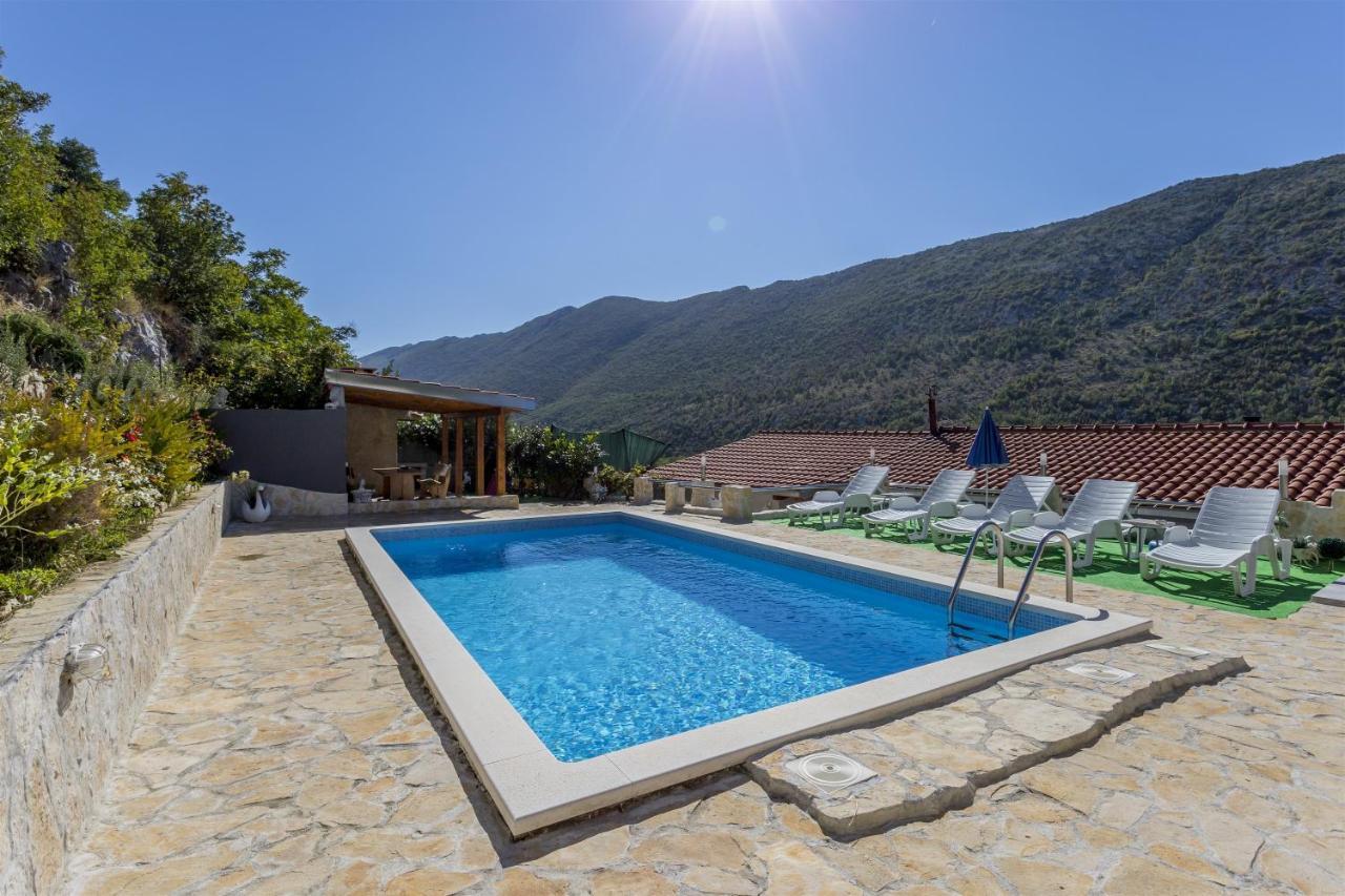 Holiday Home Dijamant Kučiće Εξωτερικό φωτογραφία