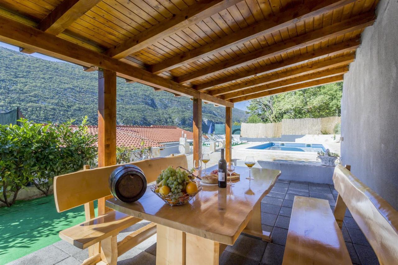 Holiday Home Dijamant Kučiće Εξωτερικό φωτογραφία