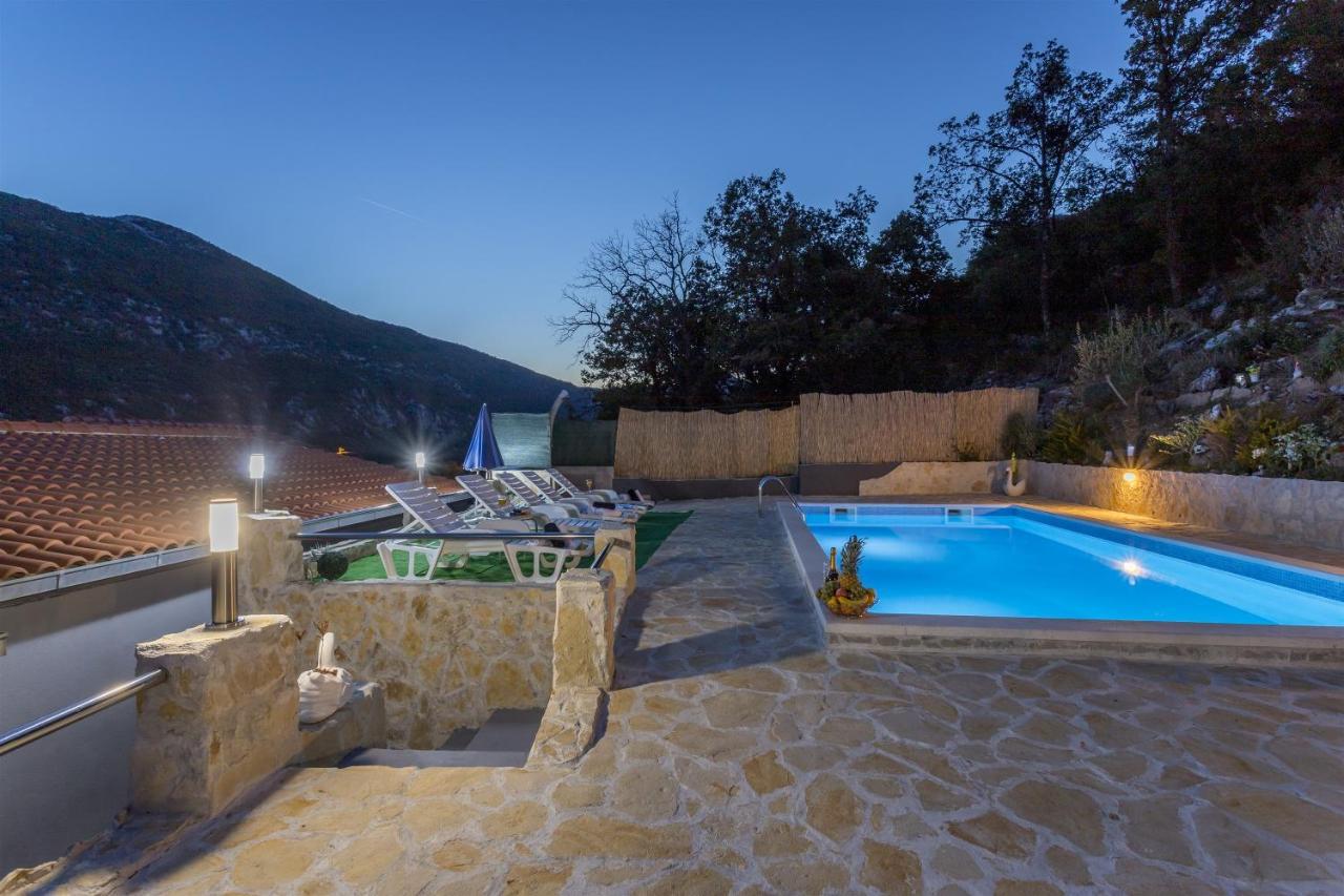 Holiday Home Dijamant Kučiće Εξωτερικό φωτογραφία