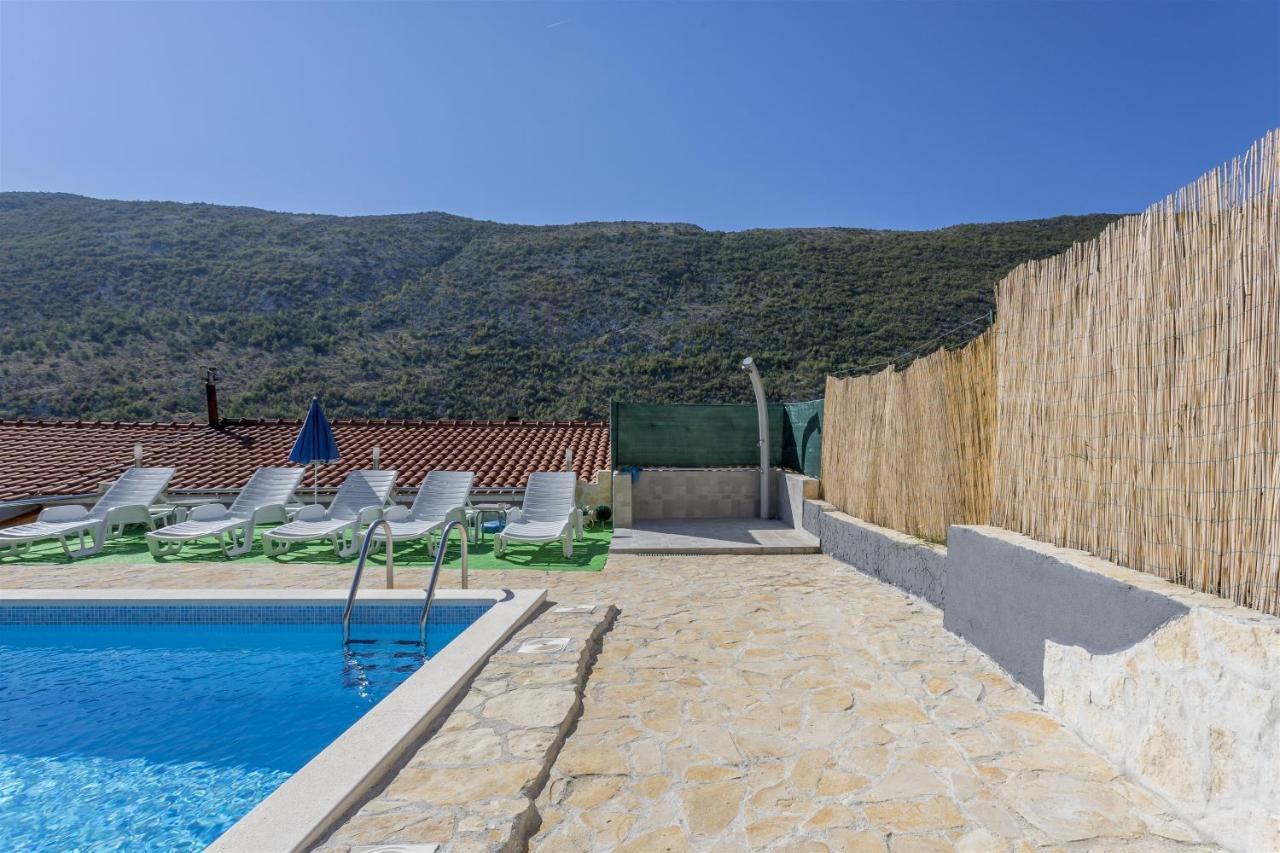 Holiday Home Dijamant Kučiće Εξωτερικό φωτογραφία