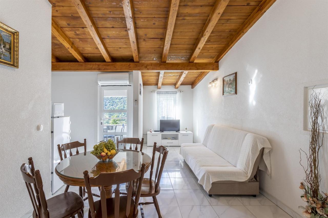 Holiday Home Dijamant Kučiće Εξωτερικό φωτογραφία